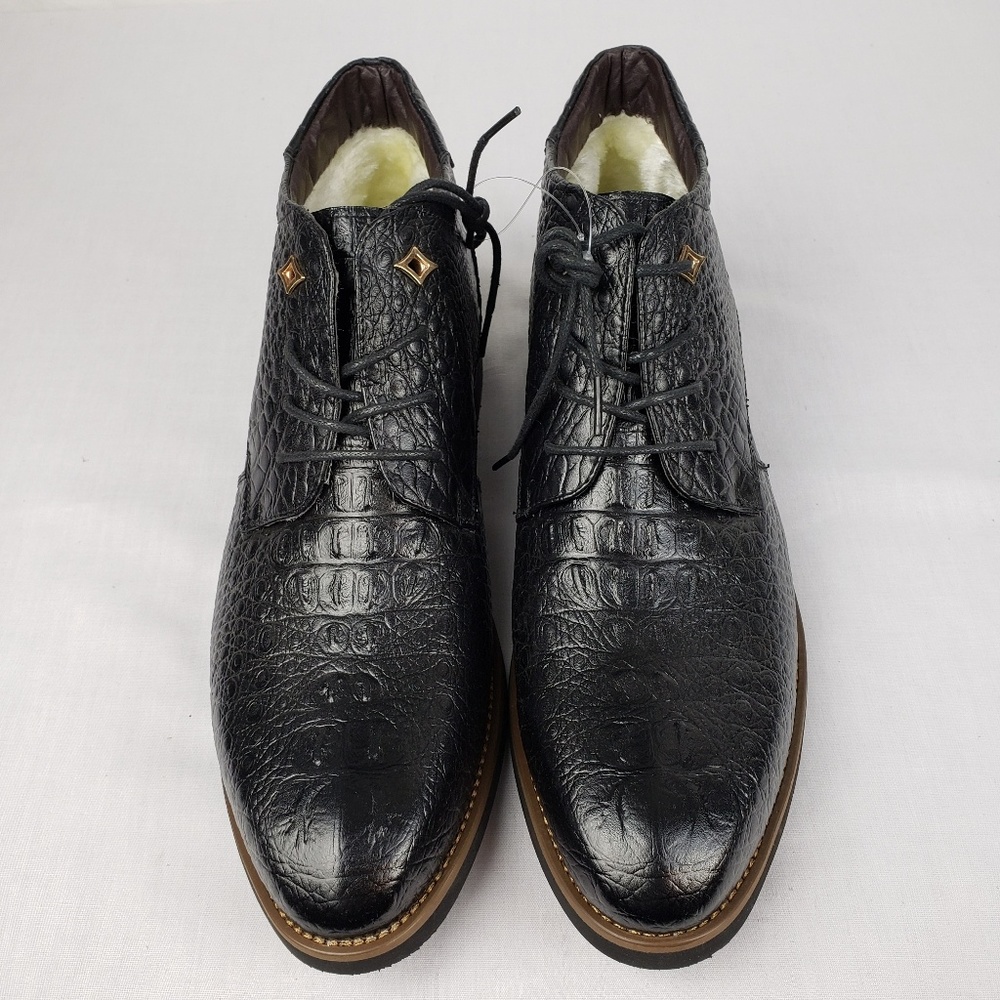 A South Korean Stylish Men's Shoe